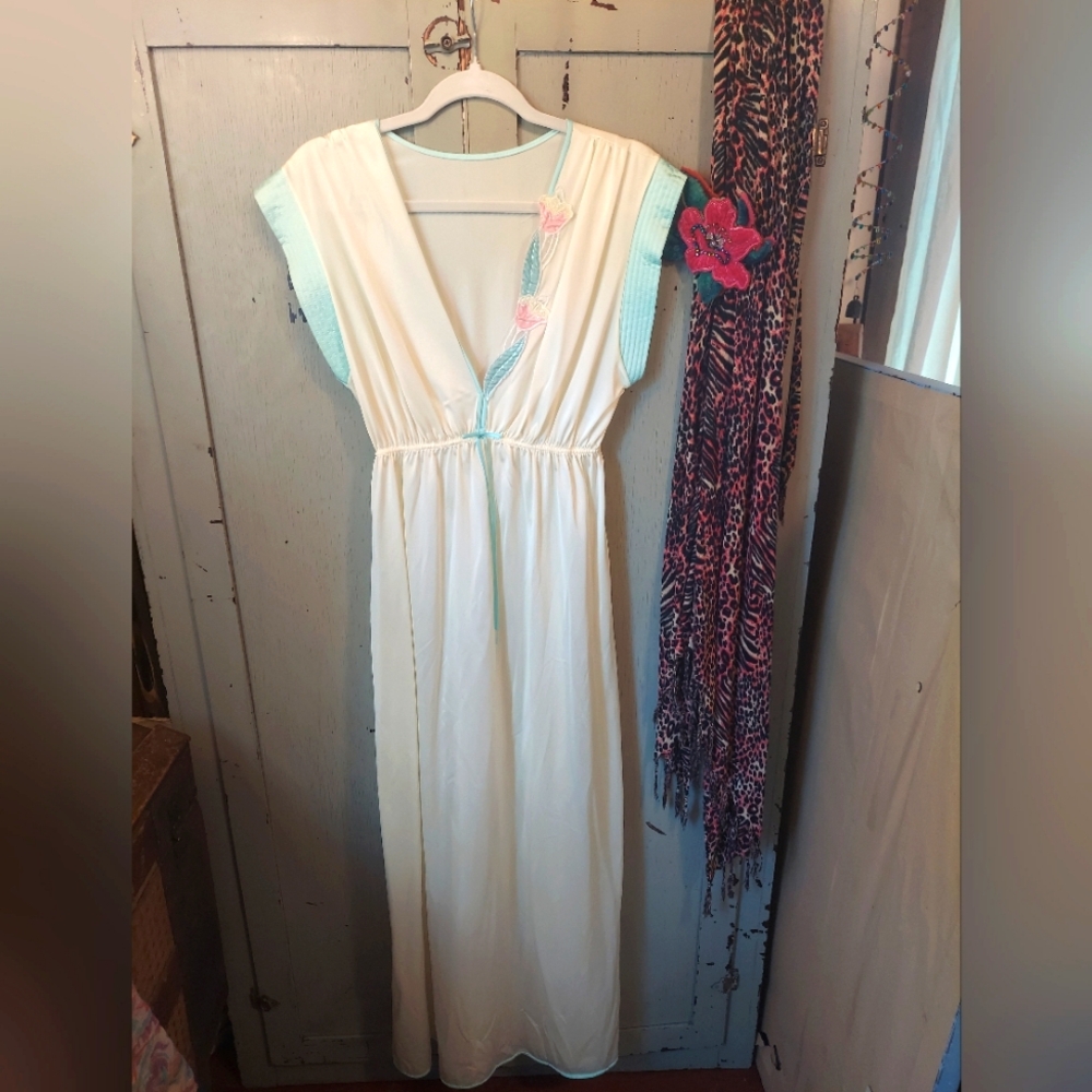 nightgown with cover